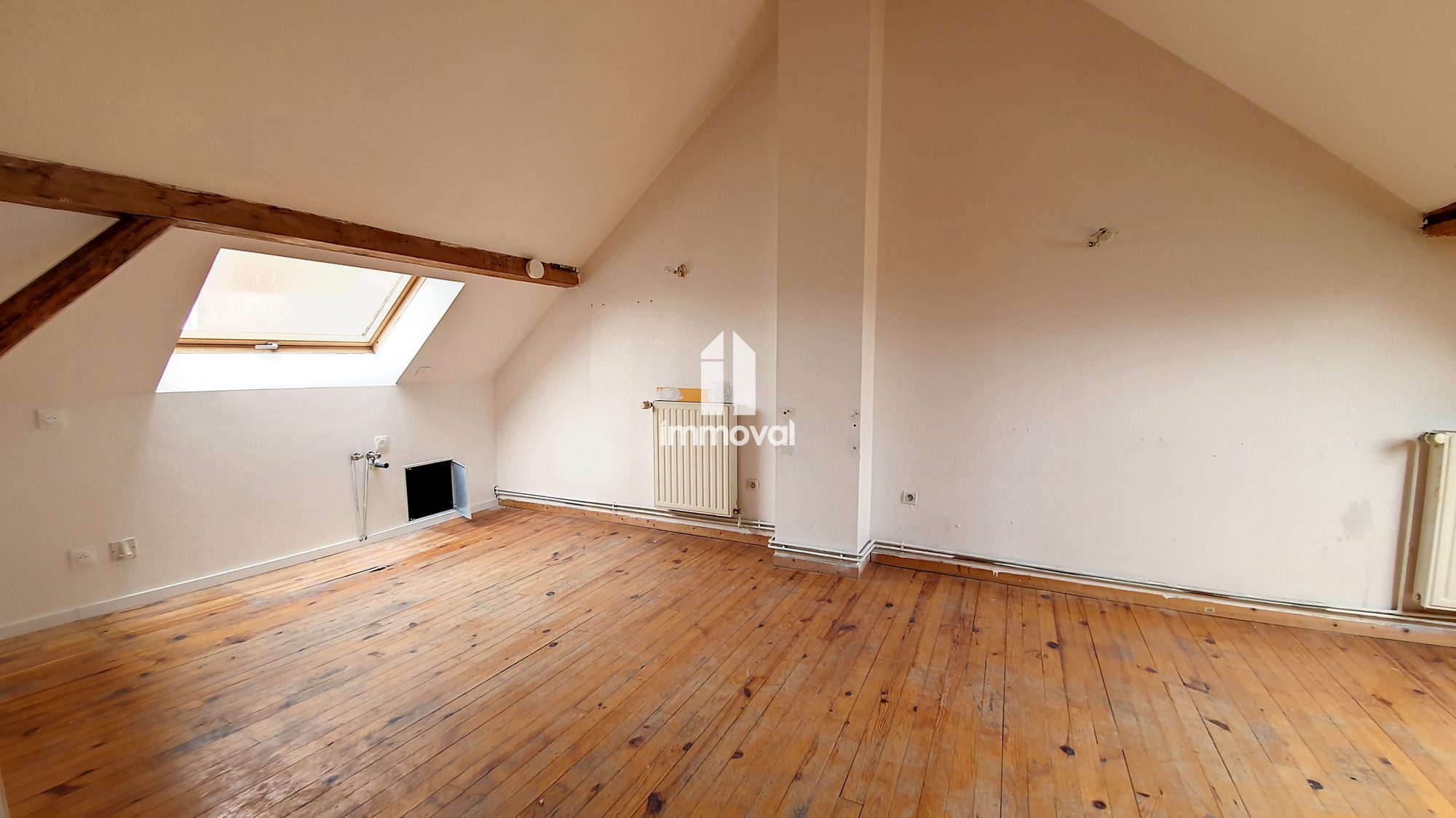 NEUHOF Appartement  pièce de 21m²hab/ 42m² au sol au 3ème é