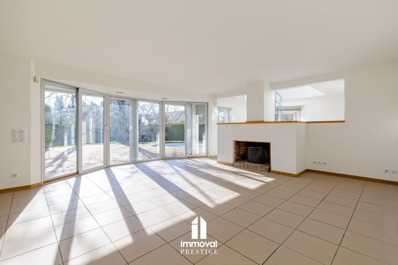 ROBERTSAU Maison avec piscine et jardin