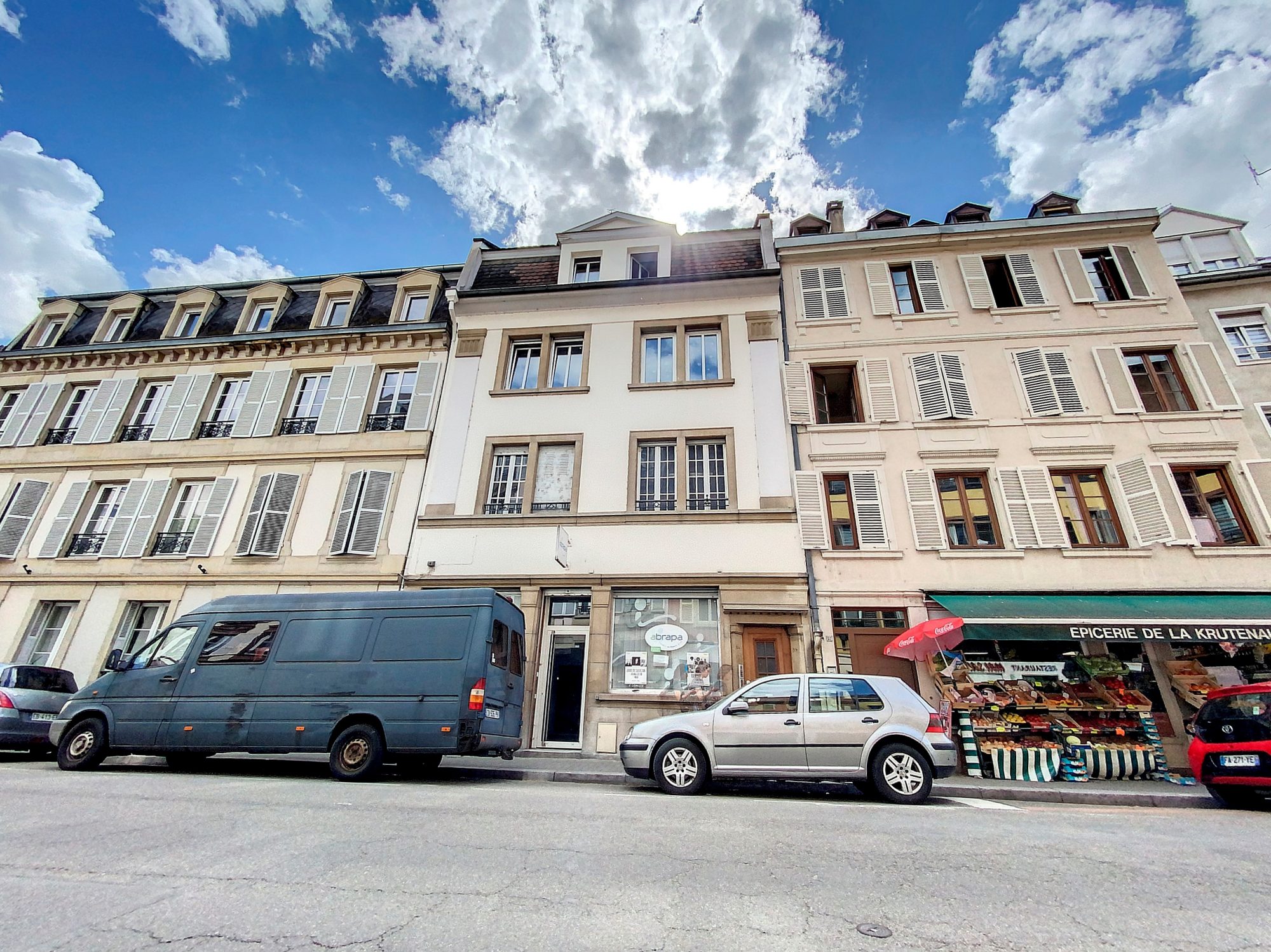 KRUTENAU IMMEUBLE de 401.3m²