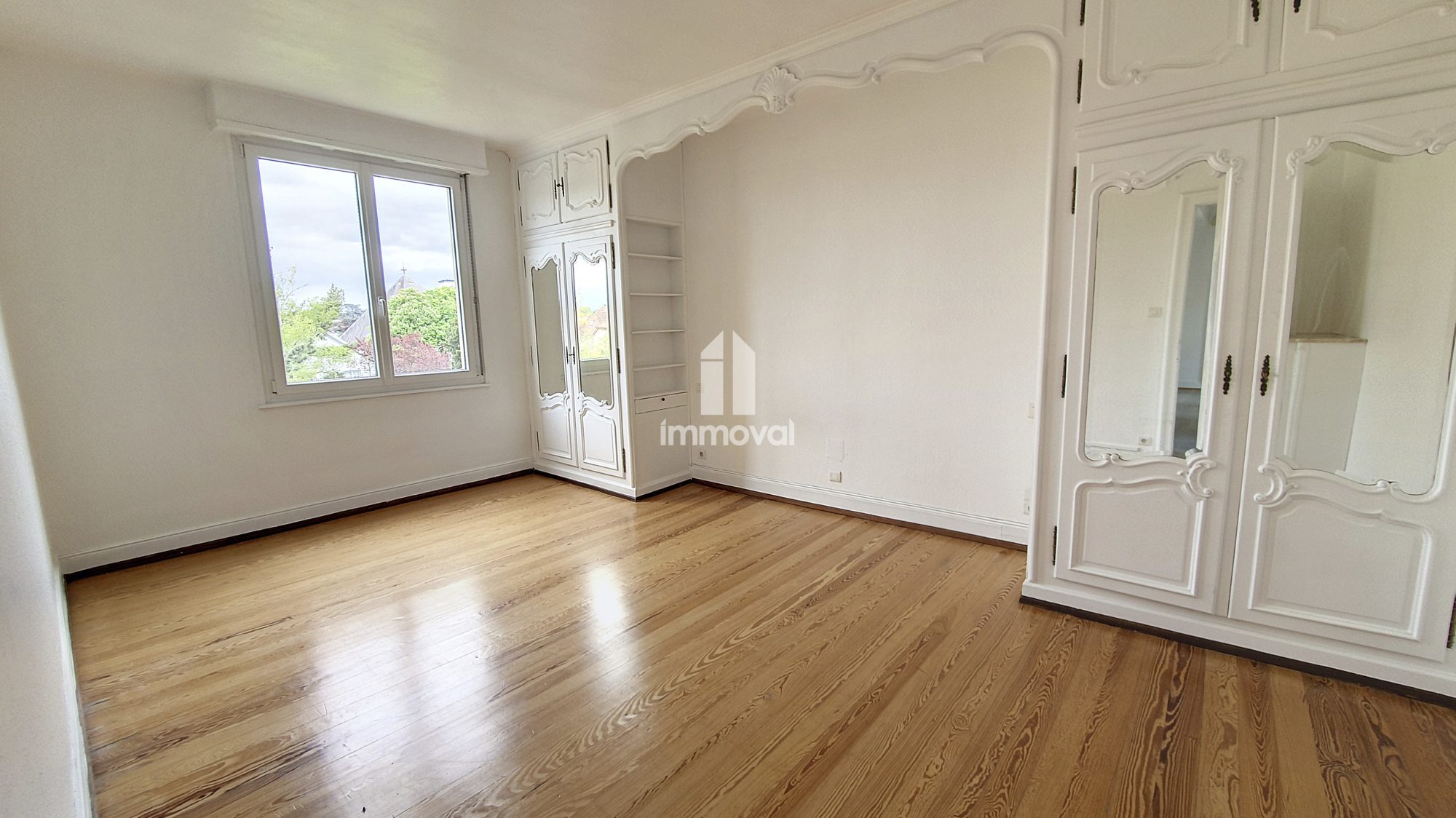 MEINAU Bel Appartement 3/4P avec balcon