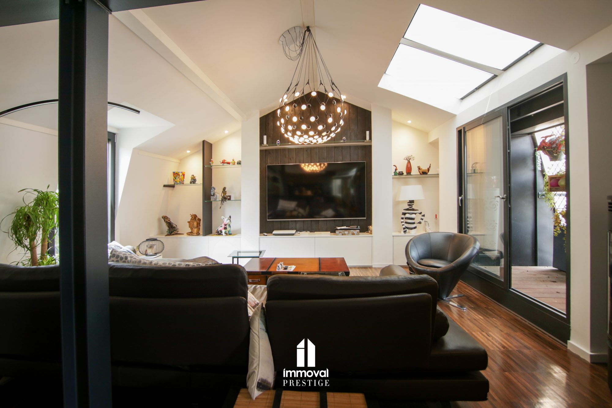 Duplex 183m2, ascenseur, balcons, parking